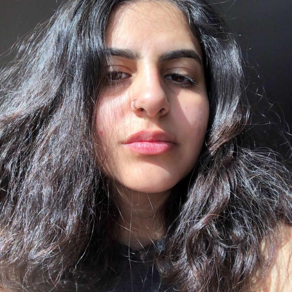 Meet your Posher, Batool